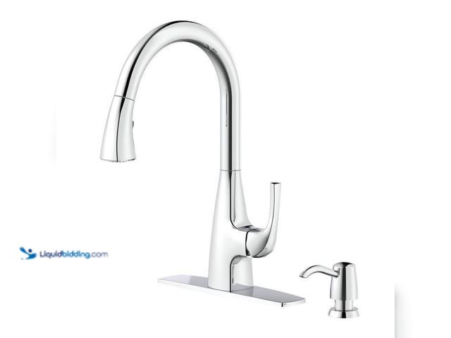 Lot 49-2024658 - Glacier Bay Calandine Single-Handle Pull-Down Sprayer Kitchen Faucet with Soap Dispenser in Chrome. ...