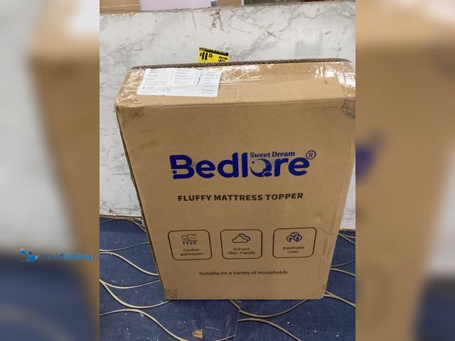 Lot 49-5486990 - Bedlore Fluffy Mattress Topper Item is Factory Sealed
