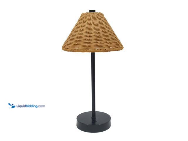 Lot 49-3512480 - Simplee Adesso
14 in. Rechargeable Led Table Lamp Black Unused
