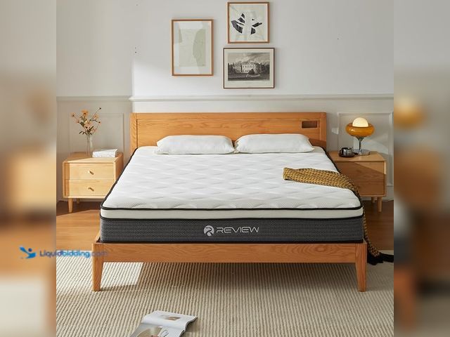 Lot 49-1548422 - King Size Mattress, 12 Inch King Mattress in a Box, Memory Foam Hybrid Mattresses with Individual Po...