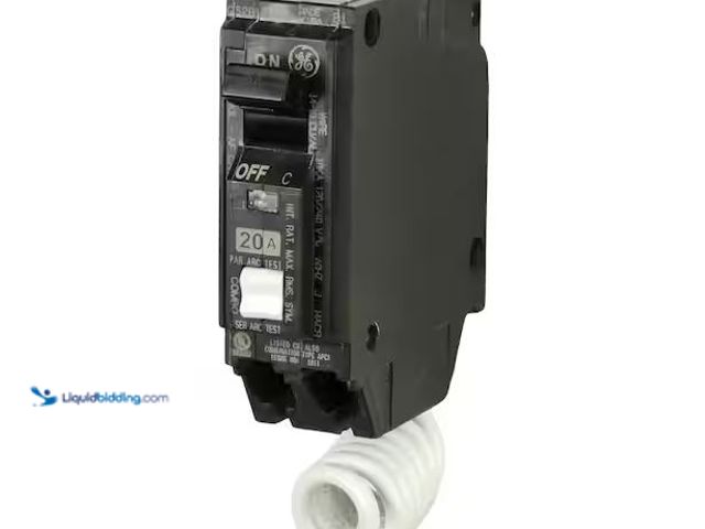 Lot 49-1576461 - GE Q-Line 20 Amp 1 in. Single Pole Arc Fault Combination Circuit Breaker Model # THQL1120AFP2, Unuse...