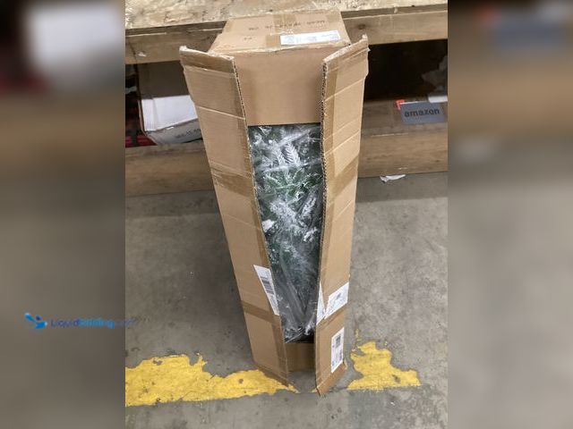 Lot 49-5454221 - 6FT Snowflakes Flocked Christmas Tree.