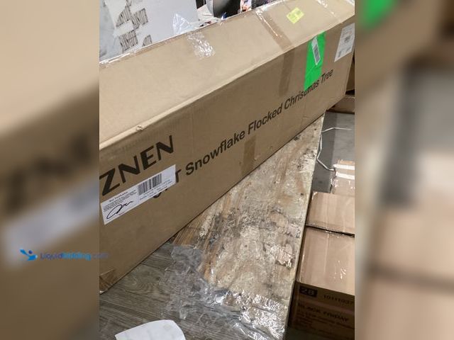 Lot 49-5454227 - 6FT Snowflakes Flocked Christmas Tree.