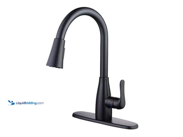 Lot 49-1629168 - Glacier Bay McKenna Single-Handle Pull-Down Sprayer Kitchen Faucet in Matte Black with TurboSpray an...