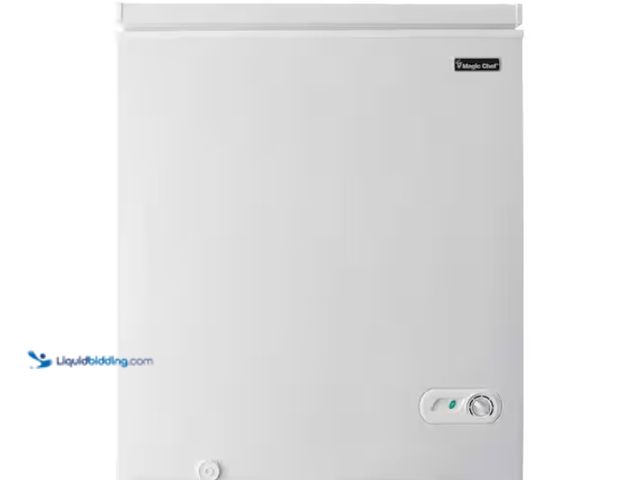 Lot 49-1567750 - Magic Chef 5.0 cu. ft. Chest Freezer in White, 32.9" H x 27.3" W x 21.8" D, Model # HMCF5W4, Unused,...