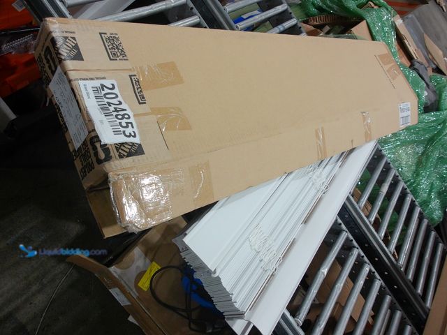 Lot 49-2024853 - Home Decorators Collection White Cordless Faux Wood Blinds for Windows with 2 in. Slats - 39.5 in. W...
