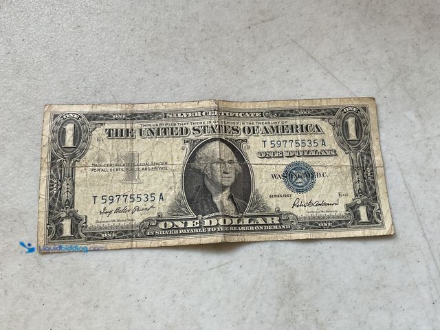 Lot 49-3609245 - 1957 BLUE SEAL UNITED STATES ONE DOLLAR SILVER CERTIFICATE