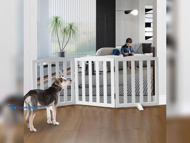 Lot 49-5437902 - Freestanding Dog Gate Indoor,Doggie Gate Foldable Dog Gates for Doorways,Stairs or Hallways, Wooden ...