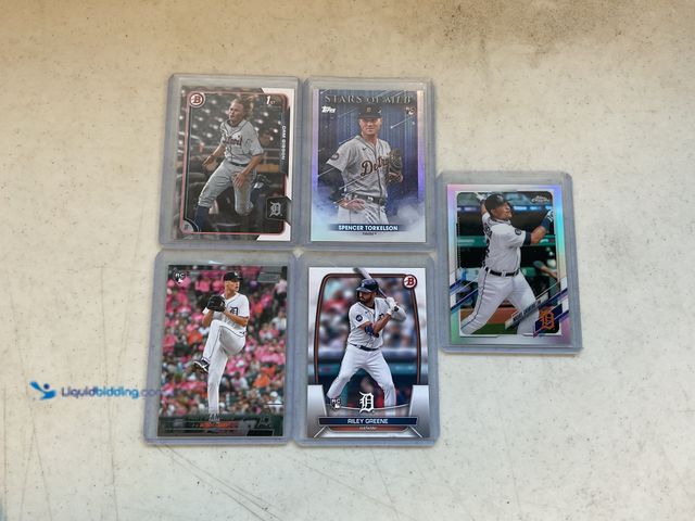 Lot 49-5341877 - LOT OF 5 DETROIT TIGERS SUPERSTARS INCLUDING ROOKIES AND FIRST YEARS. NAMES LIKE RILEY GREENE,SPENCE...