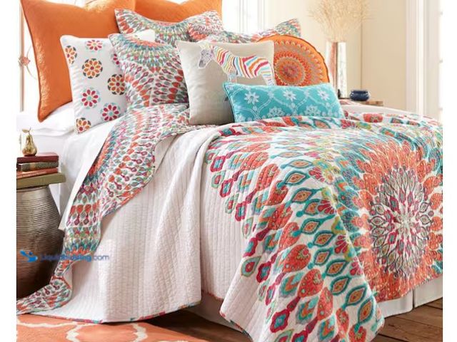 Lot 49-1566929 - LEVTEX HOME Mirage 3-Piece Multi-Color Bohemian Cotton Full/Queen Quilt Set, Model # L51300FQS, Unus...