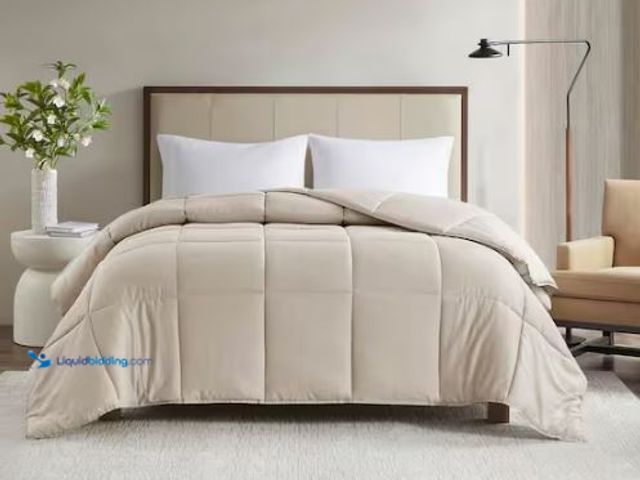 Lot 49-1573908 - Madison Park Westport Tan King/Cal King 300 Thread Count Cotton Shell Luxury Down Alternative Comfor...