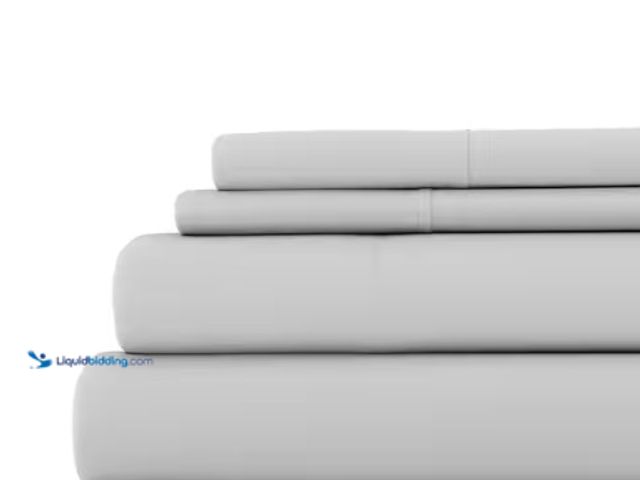 Lot 49-3564164 - 3-Piece Light Gray Solid Microfiber Twin XL Sheet Set Unused