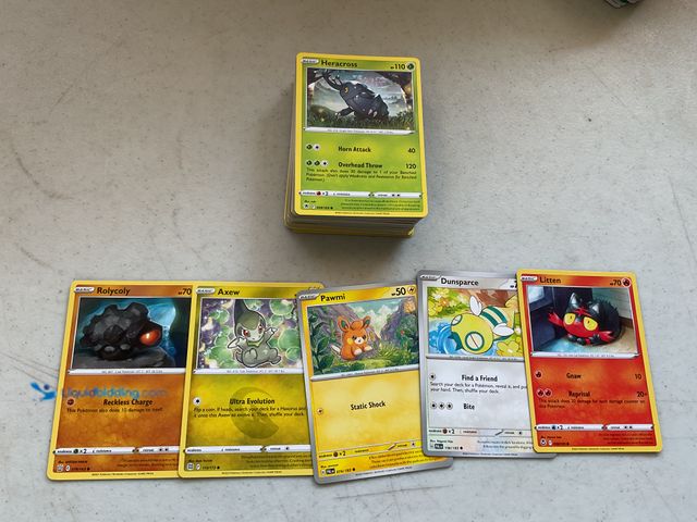 Lot 49-5341550 - LOT OF 80+ POKEMON CARDS FROM VARIOUS YEARS AND EVOLUTIONS LOADED WITH GREAT CARDS FOR ANY COLLECTOR