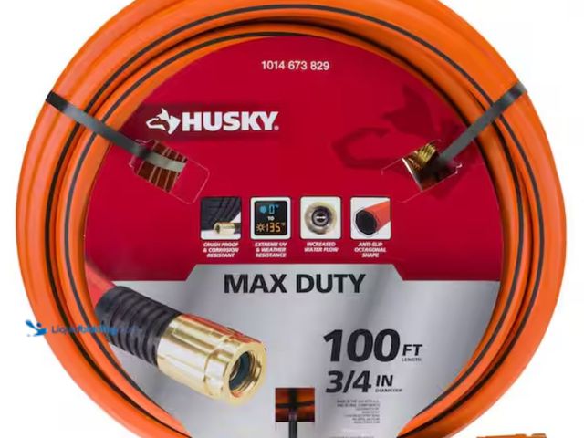 Lot 49-1623903 - Husky 3/4 in. Dia x 100 ft. Husky Max Duty Garden Hose, Model # CHDHMT34100, Slightly used, Scuffs/S...
