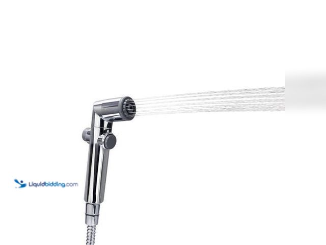 Lot 49-3616679 - Brondell CleanSpa Handheld Bidet in Plastic - Unused , has attachments   Ref#BIN0716