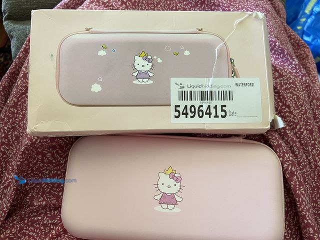 Lot 49-5496415 - 1 New Yoowa Accessories bundle for Nintendo Switch Brand Yoowa Hello Kitty accessories bundle for Ni...