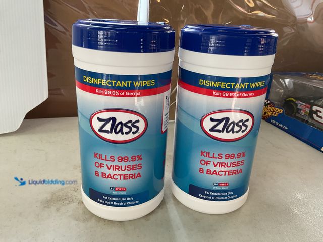 Lot 49-3503539 - Other LOT OF 2 ZLASS DISINFECTANT WIPES WITH 80 WIPES PER CONTAINER KILLS 99.9% OF VIRUSES