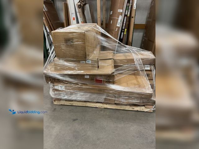 Lot 49-5463546 - Salvage Pallet of Miscellaneous Items - IMPORTANT: Please note that the condition of this lot is SAL...