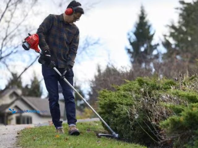 Lot 49-2022860 - ECHO 21.2 cc Gas 2-Stroke Straight Shaft String Trimmer with Rapid-Loader Trimmer Head and 16 in. Cu...