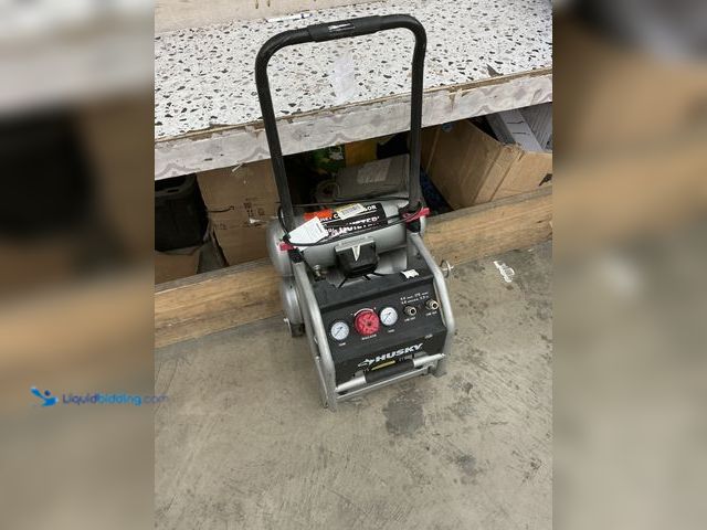 Lot 49-5552712 - PARTS AND REPAIR - Husky
4.5 Gal. 175 PSI Portable Electric Oil-Free Quiet Twin Stack Jobsite Air C...