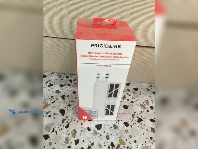 Lot 49-5410892 - Frigidaire Refrigerator Air and Water Filter Combo Kit for Frigidaire and Frigidaire Gallery 4-Pack....