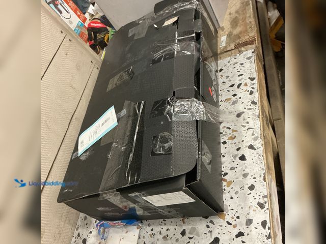 Lot 49-5485336 - HexClad 7-piece Cookware Set. Item 1244601 | Model 859006007083. Used.