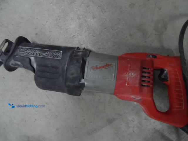 Lot 49-1806228 - 1 Milwaukee 6523-21 Electric Powered Sawzall Milwaukee Orbital Super Sawzall Used In Fair Condition