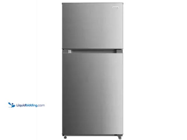 Lot 49-2025308 - Frigidaire 29.7 in 19 cu. ft. Standard Depth Garage Ready Top Freezer Refrigerator in Fingerprint-Re...