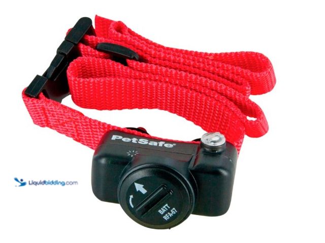 Lot 49-5574022 - PetSafe® Deluxe In-Ground UltraLight Receiver Collar. New