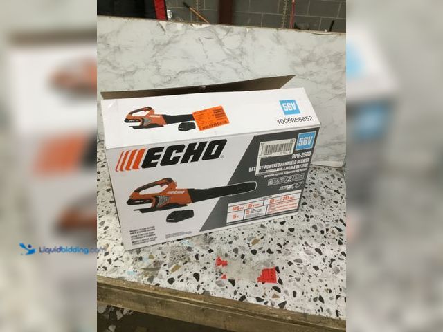 Lot 49-5450878 - ECHO
56V 151 MPH 526 CFM Cordless Battery Powered Handheld Leaf Blower with 2.5Ah Battery and Charg...