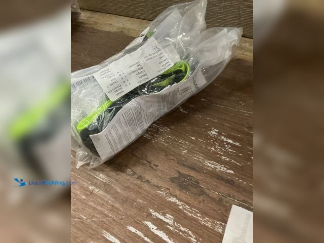 Lot 49-5484578 - Safewaze SAFEWAZE 70200 Concrete Anchor Strap (4pack) New