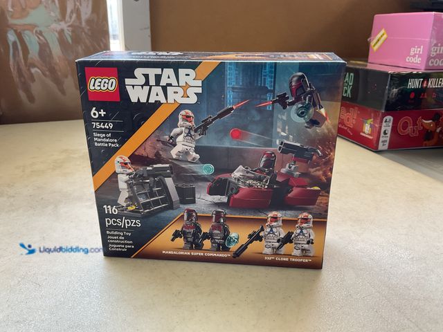 Lot 49-5515532 - Other FACTORY SEALED LEGO STAR WARS SIEGE OF MANDALORE BATTLE PACK 75449