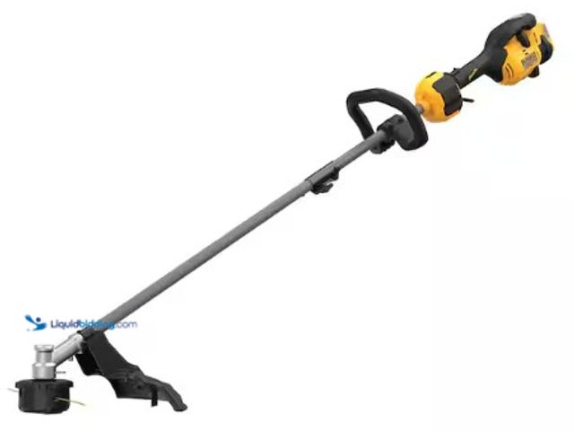 Lot 49-2022802 - DEWALT FLEXVOLT 60V MAX 17 in. Cordless Battery Powered Attachment Capable Trimmer Kit with (1) Char...