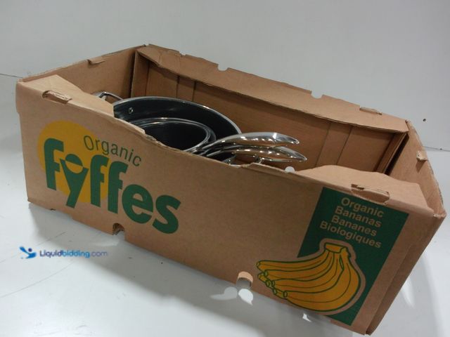 Lot 49-2021673 - Hybrid Pot Set with Lids, 6-pc. Model #1394630. MSRP $467. Slightly used.