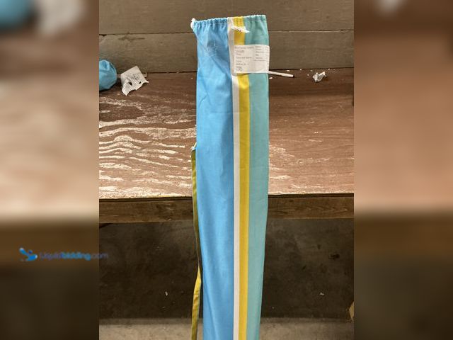 Lot 49-5559191 - Multicolor Outdoor Patio Umbrella (no base). Unused, with travel bag