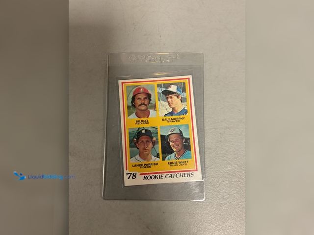 Lot 49-1830576 - COLLECTIBLE AMAZING 1978 TOPPS ROOKIE CATCHERS LANCE PARRISH ROOKIE DETROIT TIGERS #708 AMAZING CARD...