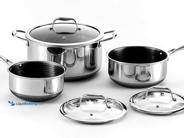 Lot 49-1622874 - HexClad 6 Piece 2, 3 and 7.5 Quart Non Stick Hybrid Saucepan Set with Tempered Glass Lids, Stay Cool...