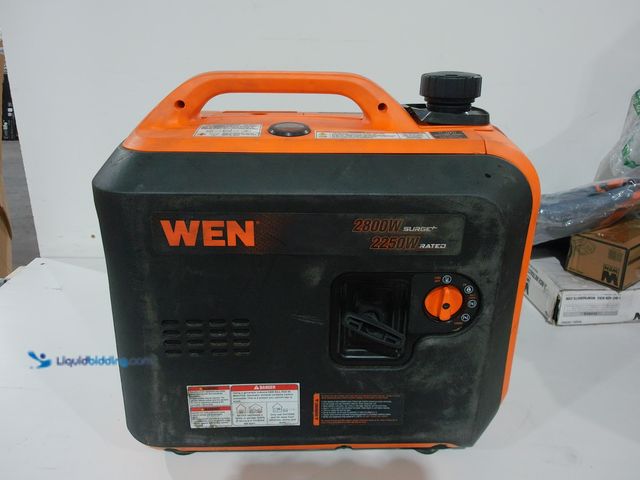 Lot 49-2005998 - WEN 2800/2250-Watt Inverter Recoil Start Gas-Powered Generator, Quiet and Lightweight with Fuel Shut...