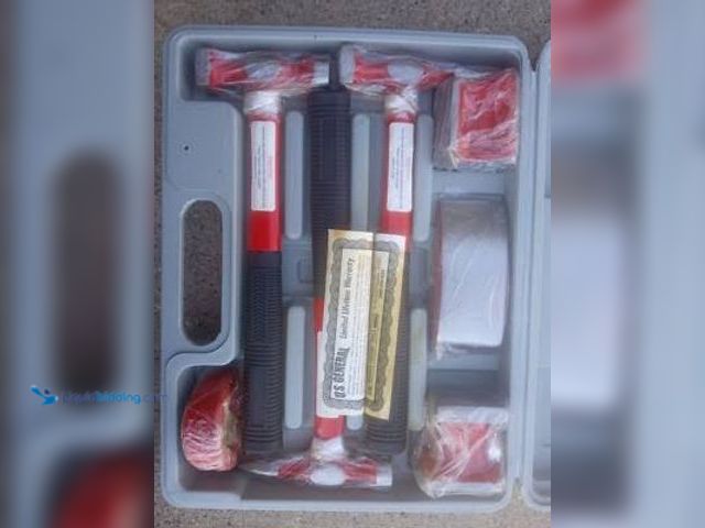 Lot 49-1975059 - 1 U.S General 31277 6 Piece Auto Body Repair Kit U.S General 6 Piece Auto Body Repair Kit Used In Fa...