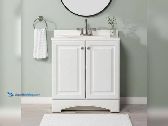 Lot 49-2004268 - Glacier Bay 31 in. Single Sink White Freestanding Bath Vanity with White Cultured Marble Top (Assemb...