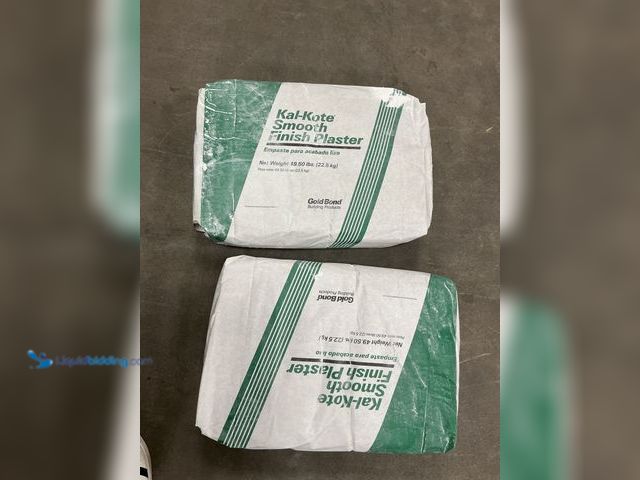 Lot 49-5463554 - Gold Bond® Kal-Kote® Smooth Finish Plaster 50LB Bag (2pack) New