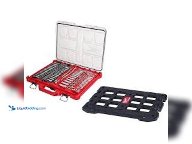 Lot 49-3536924 - Milwaukee 3/8 in. and 1/4 in. Drive SAE/Metric Ratchet and Socket Mechanics Tool Set w/PACKOUT Case ...