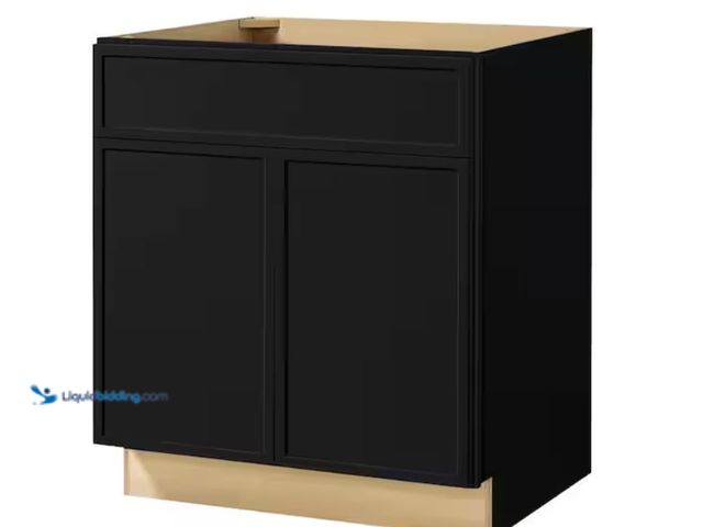 Lot 49-1631984 - Hampton Bay Leyton 30 in. W x 24 in. D x 34.5 in. H Ready to Assemble Plywood Slim Shaker Base Kitch...