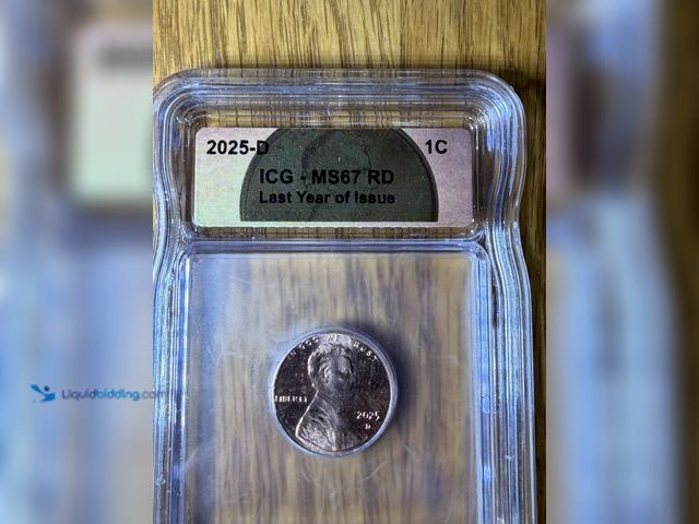 Lot 49-1975141 - 1 2025 Last year issue Penny