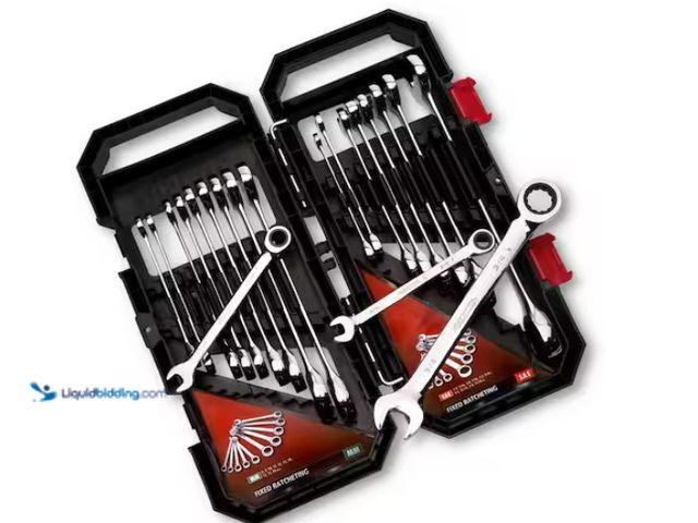 Lot 49-1567862 - (20-Piece) Husky 72-Tooth Ratcheting SAE/MM Combination Wrench Set, Set includes 10 SAE and 10 metri...