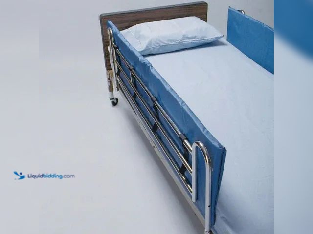 Lot 49-3600428 - Skil-Care Classic Vinyl Bed Side Rails 60in x 11in Model #81570597, Slightly Used  Ref#CRS0209