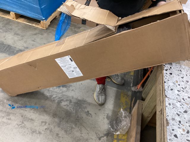 Lot 49-3530434 - Amazon Basics Smart Box Spring Bed Base, 9-Inch Height Mattress Foundation, Tool-Free Easy Assembly,...