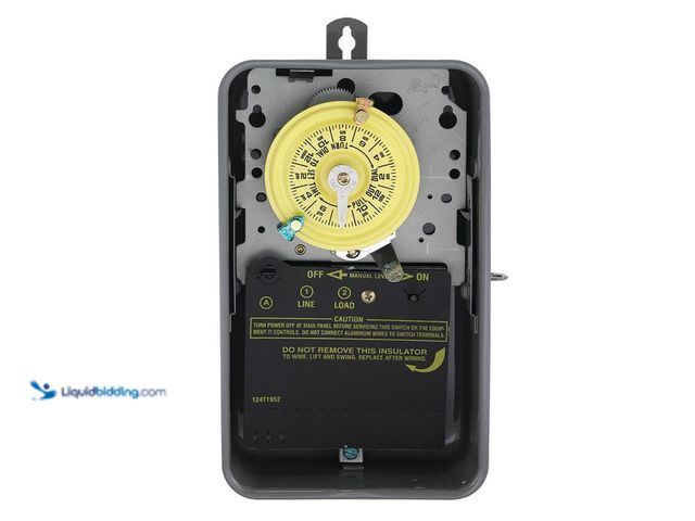 Lot 49-5416191 - Intermatic T100 Series 40 Amp 125V 24-Hour SPST Mechanical Time Switch with Outdoor Enclosure. [Mode...