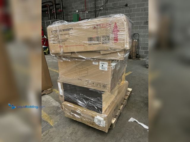 Lot 49-5552037 - Salvage Pallet - IMPORTANT: Please note that the condition of this lot is SALVAGE. Salvage assets ar...