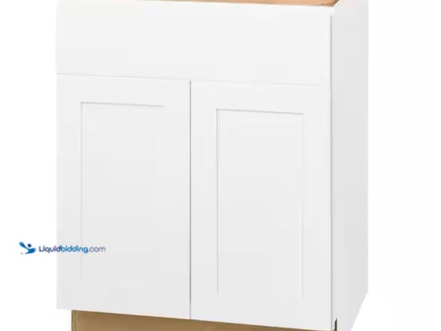 Lot 49-2005522 - Hampton Bay Avondale 27 in. W x 24 in. D x 34.5 in. H Ready to Assemble Plywood Shaker Base Kitchen ...